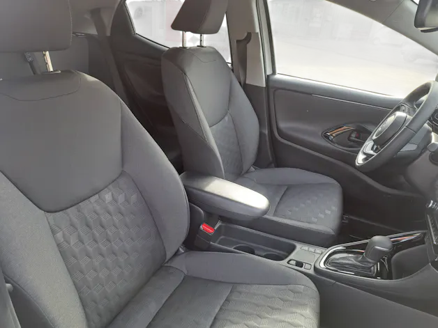 Toyota Yaris 1.5 VVT-i HSD Trend