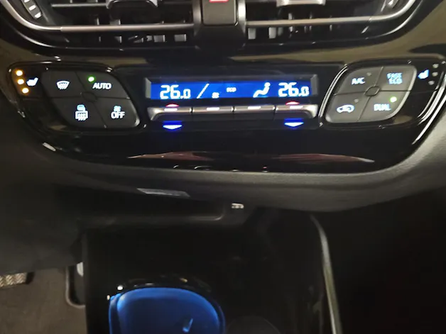 Toyota C-HR 2.0 VVTi HSD Move