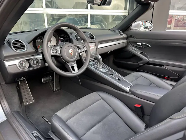Porsche 718 Boxster S
