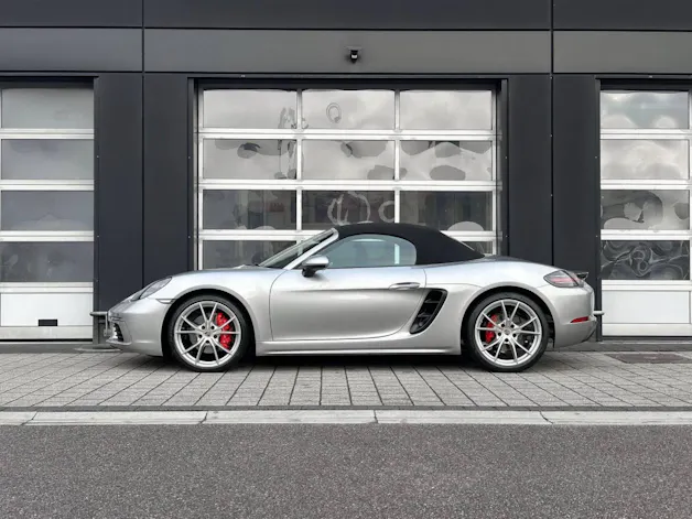 Porsche 718 Boxster S