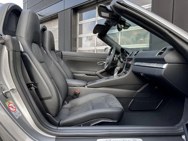 Porsche 718 Boxster S