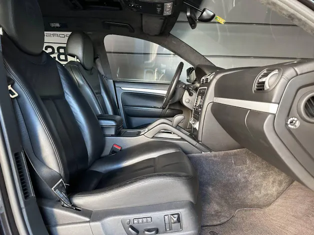 Porsche Cayenne Turbo