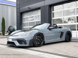 Porsche 718 Spyder RS