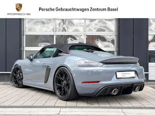 Porsche 718 Spyder RS