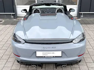 Porsche 718 Spyder RS