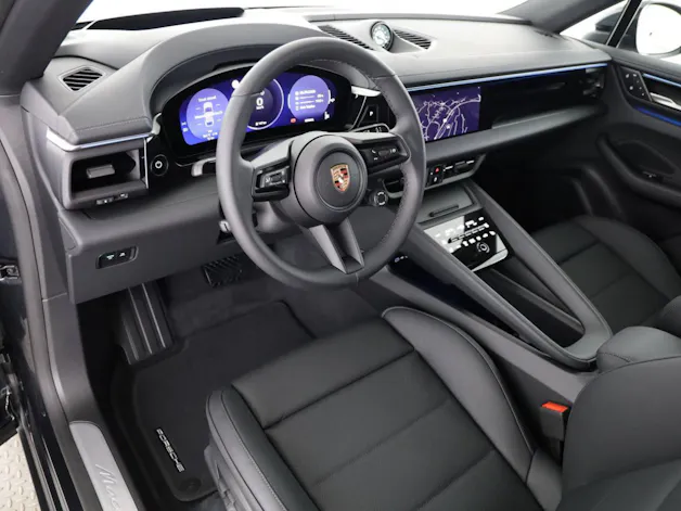 Porsche Macan 4