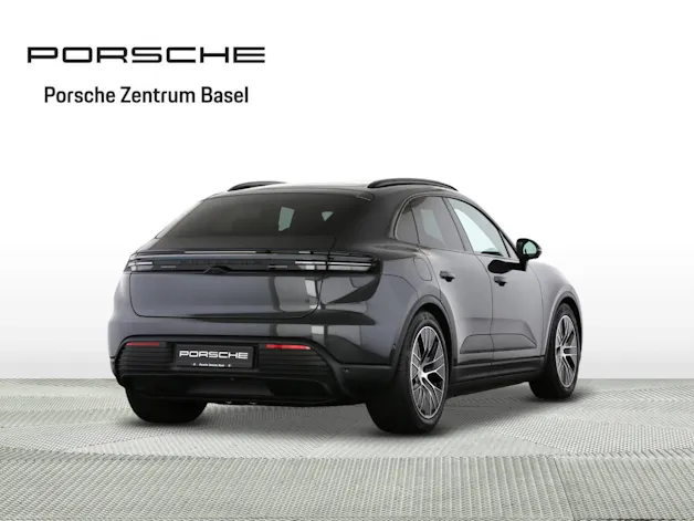Porsche Macan 4