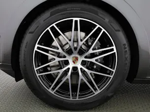 Porsche Cayenne S E-Hybrid Coupé