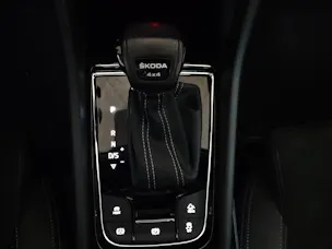 Škoda Karoq 2.0 TSI SportLine 4x4 DSG