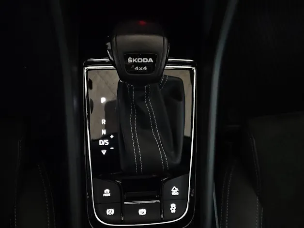 Škoda Karoq 2.0 TSI SportLine 4x4 DSG