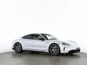 Porsche Taycan 4 Black Edition