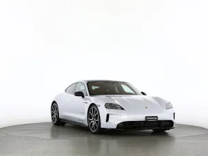 Porsche Taycan 4 Black Edition