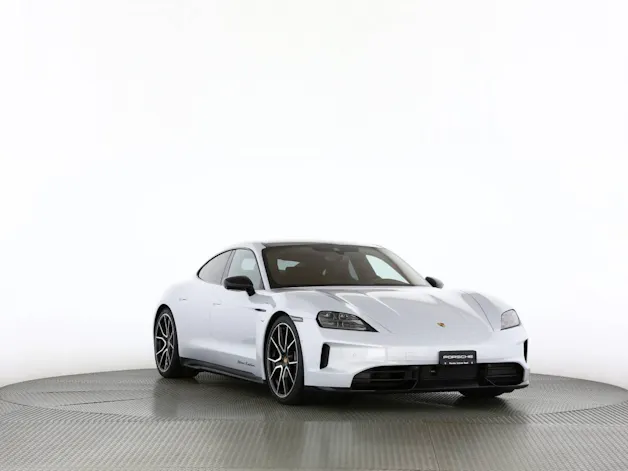 Porsche Taycan 4 Black Edition