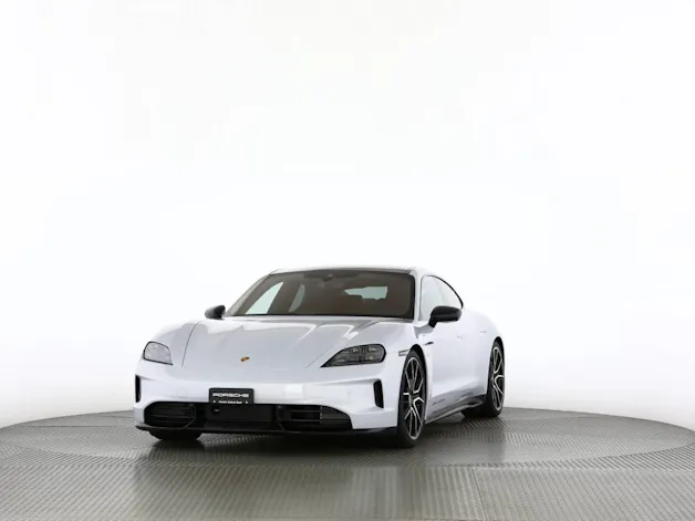 Porsche Taycan 4 Black Edition