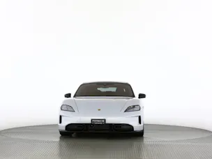 Porsche Taycan 4 Black Edition