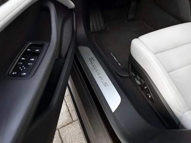 Porsche Taycan 4S Sport Turismo