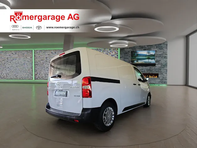 Toyota PROACE Van L1 75KWh Advanced
