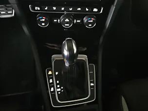 VW Golf Variant 2.0 TSI R 4 Motion DSG