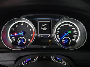 VW Golf Variant 2.0 TSI R 4 Motion DSG