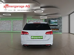 VW Golf Variant 2.0 TSI R 4 Motion DSG