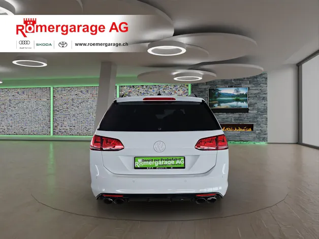 VW Golf Variant 2.0 TSI R 4 Motion DSG