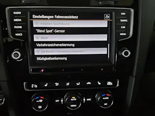 VW Golf Variant 2.0 TSI R 4 Motion DSG