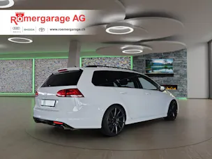 VW Golf Variant 2.0 TSI R 4 Motion DSG