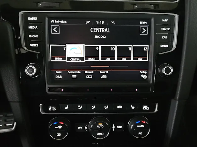VW Golf Variant 2.0 TSI R 4 Motion DSG