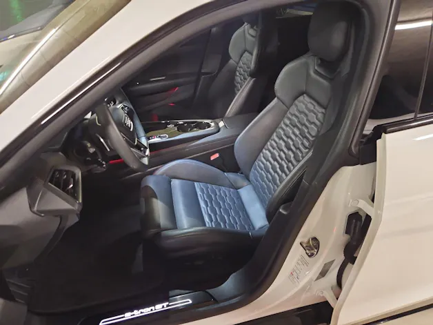 Audi e-tron GT quattro
