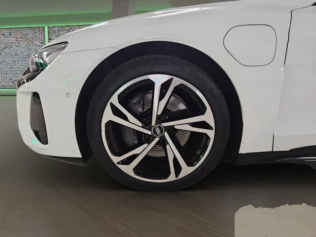Audi e-tron GT quattro
