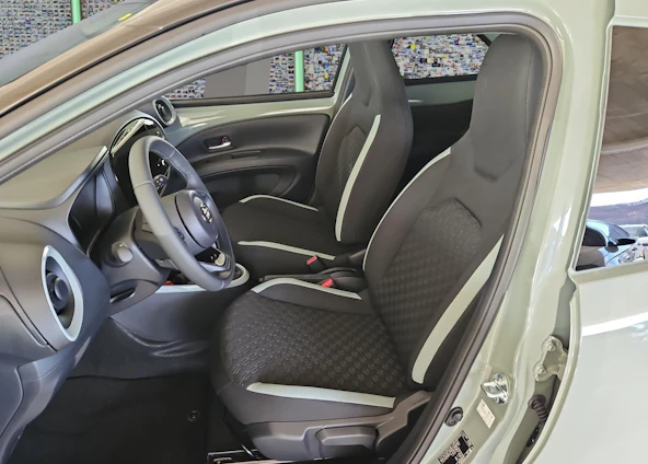 Fahrzeugbild 8 Fahrzeugbild 8