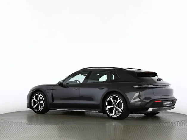 Porsche Taycan 4 Cross Turismo