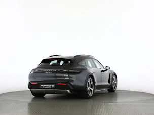 Porsche Taycan 4 Cross Turismo
