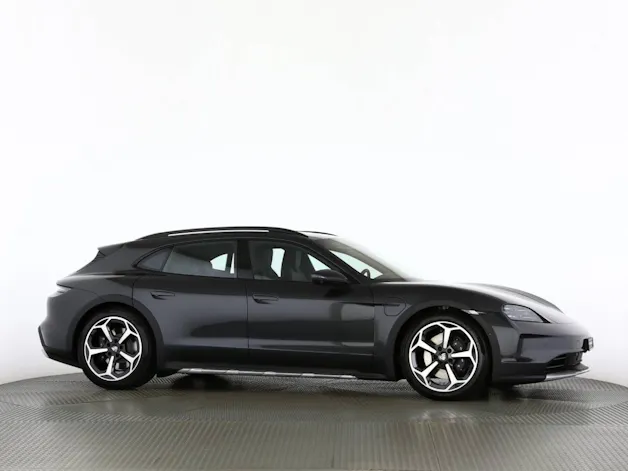 Porsche Taycan 4 Cross Turismo