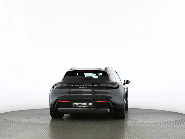 Porsche Taycan 4 Cross Turismo