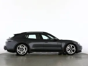 Porsche Taycan 4 Cross Turismo