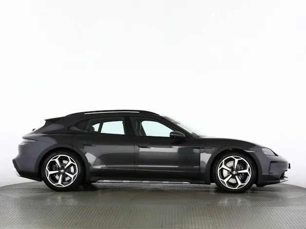 Porsche Taycan 4 Cross Turismo