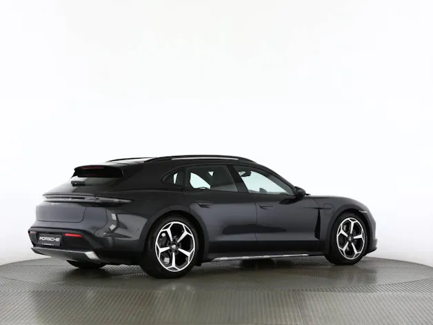 Porsche Taycan 4 Cross Turismo