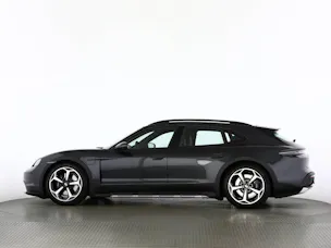 Porsche Taycan 4 Cross Turismo