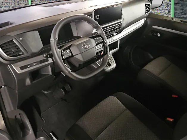 Toyota PROACE Verso L2 2.2 D Trend