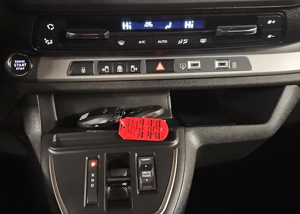 image du véhicule 19 image du véhicule 19