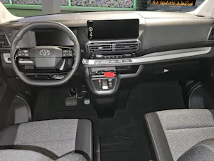 Toyota PROACE Verso L2 2.2 D Trend