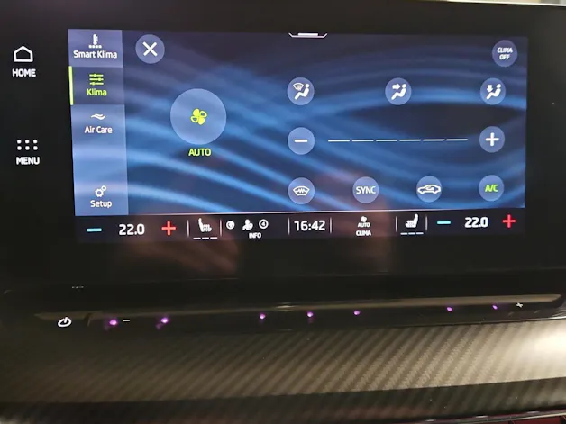 Škoda Octavia Combi 2.0 TSI DSG RS