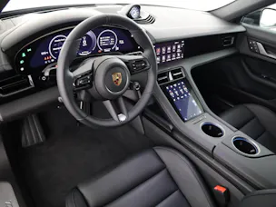 Porsche Taycan 4 Cross Turismo