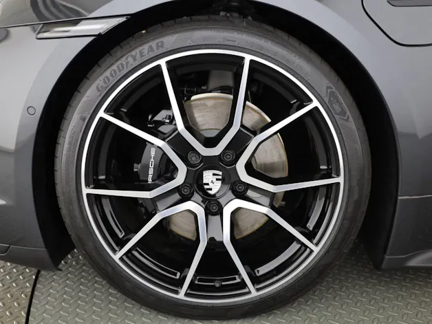 Porsche Taycan 4 Cross Turismo