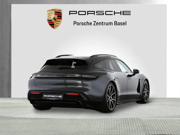 Porsche Taycan 4 Cross Turismo