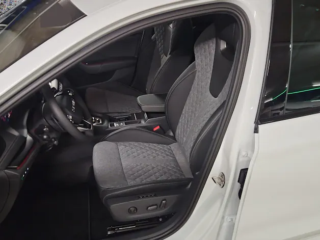 Škoda Octavia Combi 2.0 TSI DSG Sport Line 4x4