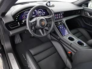 Porsche Taycan 4S Cross Turismo
