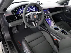 Porsche Taycan GTS Sport Turismo