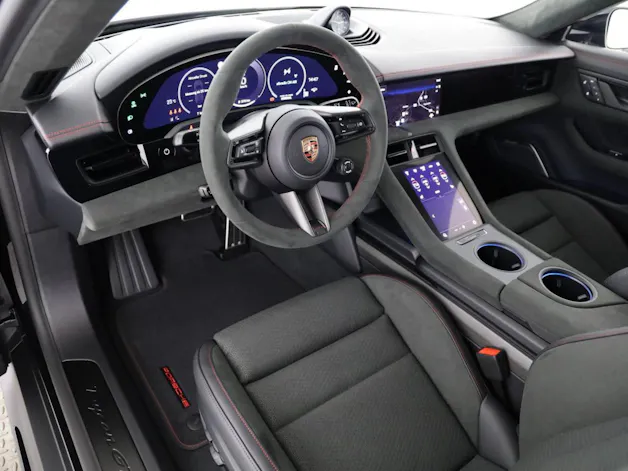 Porsche Taycan GTS Sport Turismo